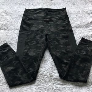 Camo Fabletics Leggings